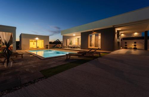 Debeljak Villa | Villa ARIA: Private Heated Pool with Oceanfront Views