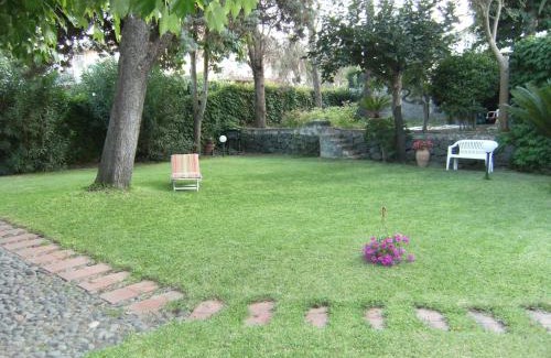 Torre Archirafi House | Pet-Friendly Villa Arya with Oceanfront Views & High Ratings