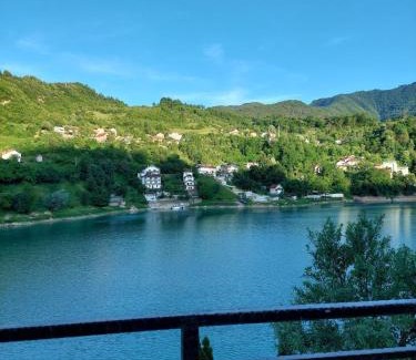 Konjic House | Villa AS na Jablaničkom jezeru