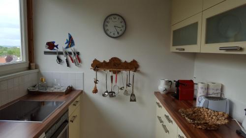 Ehrenhausen Apartment | Explore Villa Stephanie Ehrenhausen with Family-Friendly Perks