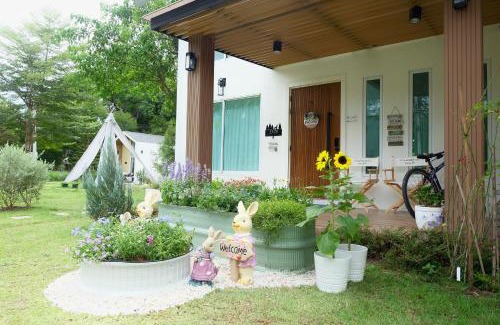 Khanong Phra Villa | Pet-Friendly Villa at Waterville Khaoyai - Rated 9/10
