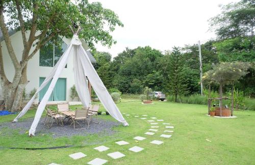 Khanong Phra Villa | Pet-Friendly Villa at Waterville Khaoyai - Rated 9/10