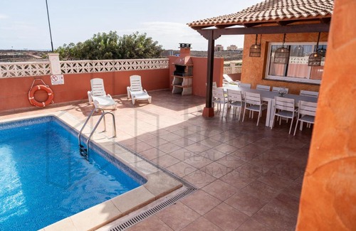 Geafond Villa | Villa Atlantic Ocean: Private Pool & Pet Friendly Getaway