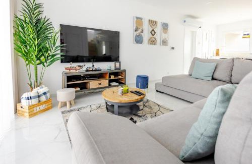 Atalaia Villa | Villa Atlantica One: Oceanfront Escape with Pool & 9.4 Rating
