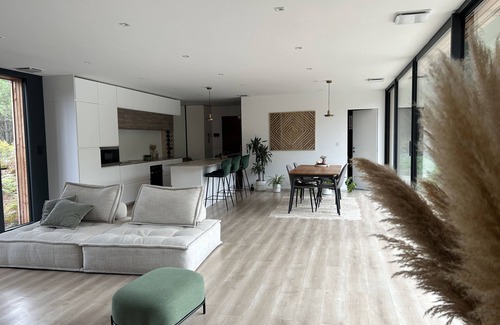 Mano Villa | Escape to Villa au Cœur de la Forêt des Landes