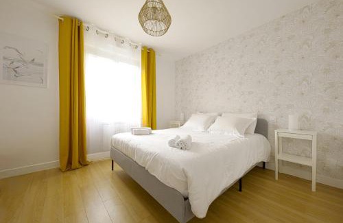 Arradon Villa | Serene Villa Steps from the Gulf - Family Friendly Retreat