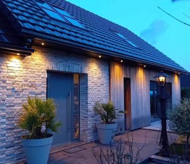 Bray-Dunes Villa | Welcome to Villa au Gré du Vent: Rated 9/10 with Hot Tub