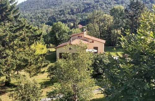 Vernet-les-Bains Villa | Villa au Pied du Canigou: Family-Friendly with Spa Retreat