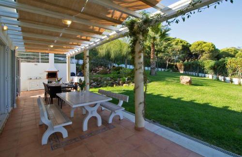 Retur Villa | Villa Audiência 159