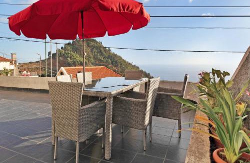 Campanario House | Discover Villa Aurélio: Family-Friendly Getaway Awaits