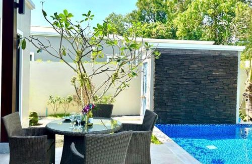 Si Sunthon Villa | Villa Aura 4 bd in Bang Tao Phuket