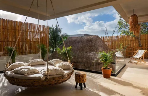 Tulum Villa | Villa Aura → Swim-up rooms, Private Pool & Rooftop