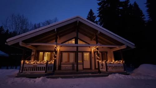 Jamsa House | Discover Villa Aurora, Himos - 4-Star Retreat with Hot Tub