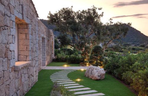 Castiadas Villa | Discover Villa Aurora: Family-Friendly Retreat in Castiadas