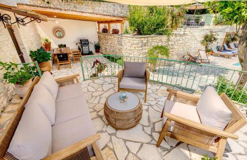 Koutsi Villa | Experience Villa Aurora Paxos: Pet-Friendly with Ocean Views