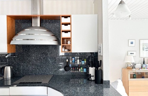 Rovaniemi House | Villa Aurora Riverside by BookLapland
