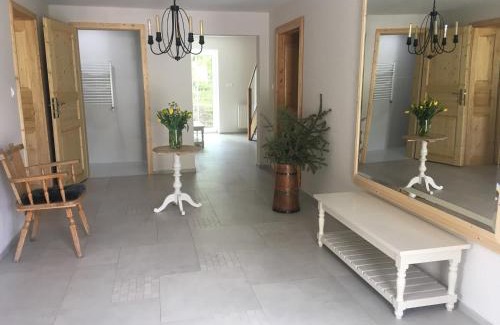 Miedzylesie House | Villa Austeria