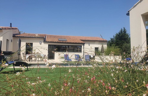 Serviers-et-Labaume House | Relaxing Villa with Pool in Historic Pays D'uzès