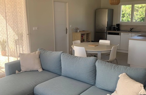 Vallon-Pont-d'Arc Villa | Villa Avec Piscine: Guest Rated 10/10 with Pool & Breakfast