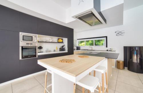 Longeville-sur-Mer Villa | Inviting Villa with Pool, Steps from Rampillon Beach