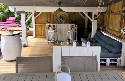 Le Teich Villa | Relaxing Villa with Pool in Lush Arcachon Greenery