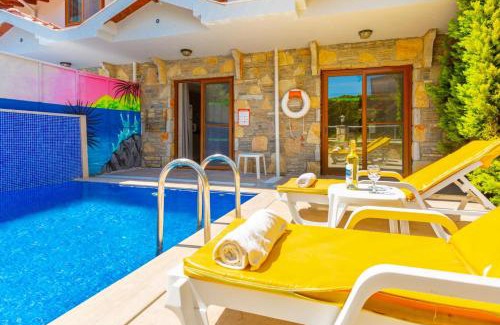 Dalyan House | Villa Aysel Paradise: Family-Friendly Getaway with Pool