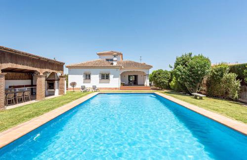 Antequera Villa | Villa B & G Pool Relax Gardens