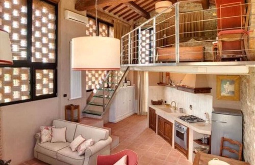Mercatale Val di Pesa Villa | Relax at Villa Badessa in Tuscany with Private Pool & Spa