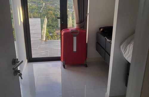 Na Thon Villa | Villa Balcony: Ocean View with Pool and Spa Amenities