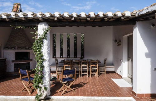 San Stefano Villa | Relax at Villa Ballero in Cala Caterina with Spa & Hot Tub