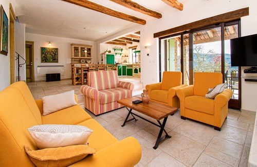 Bartolici Villa | Charming Villa with Private Pool Near Motovun Awaits You