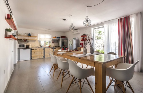 Svetvincenat House | Family-Friendly Villa with Pool, Spa & Oceanfront Views