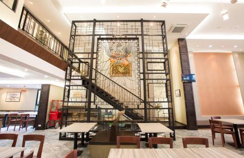 Pak Kret Hotel | Inviting Villa Baron SHA PLUS with Pool & Restaurant