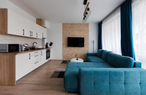 Siofok Aranypart Apartment | Relax at Villa Bauhaus Wellness Apartman with Ocean Views