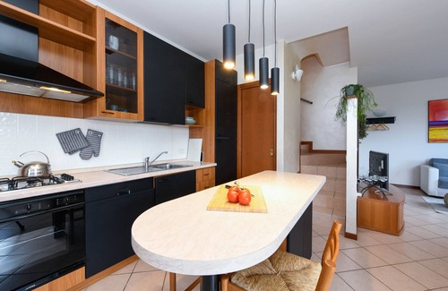 Pieve Vecchia Ski Chalet | Relax at Villa Bella in Manerba del Garda by the Lake