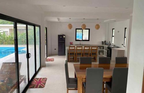 Puerto Princesa City Centre Villa | Villa Bella