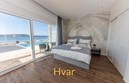 Seget Donji Apartment | Villa Bella Vista: Oceanfront Escape with Pool & Hot Tub