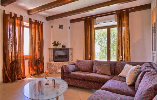 Lupoglav House | Experience Villa Bella Vista: Family-Friendly Pool Retreat