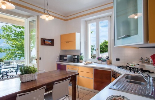 Lezzeno Villa | Relax at Villa Bellagio: Family-Friendly with Breakfast & Kitchen
