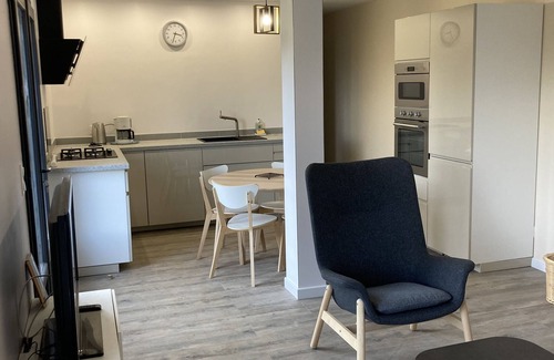Apt Apartment | Villa Belle Vue: Family-Friendly Retreat with Pool & Spa
