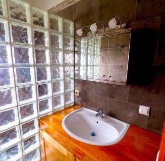 Kigali House | Villa Belle Vue: Guest Rated 8.8 with Pool & Breakfast