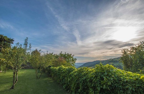 Oprtalj Villa | Elegant Villa Belle with Pool for 12 in Oprtalj, Istria
