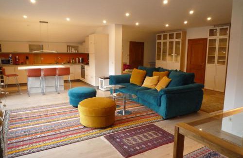 Altossiach Apartment | Villa Bellevue: Deluxe Apartment with Oceanfront Views