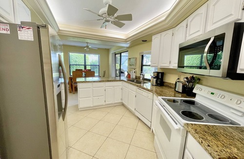 Kings Lake House | Villa Belly: Private Pool, Ocean Views & 10/10 Guest Rated