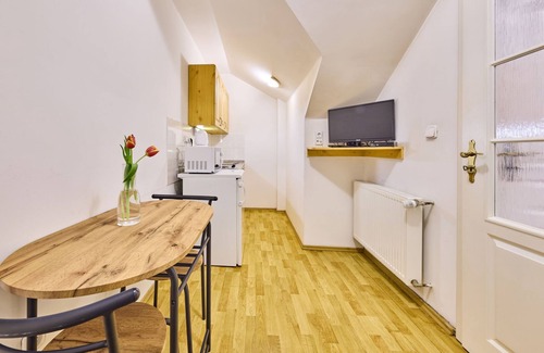 Janske Lazne Apartment | Discover Villa Belvedere: Lake View & Spa Retreat