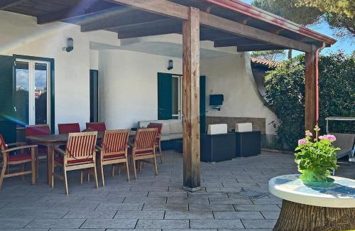Sessa Aurunca House | Relax at Villa Belvedere with Oceanfront Views