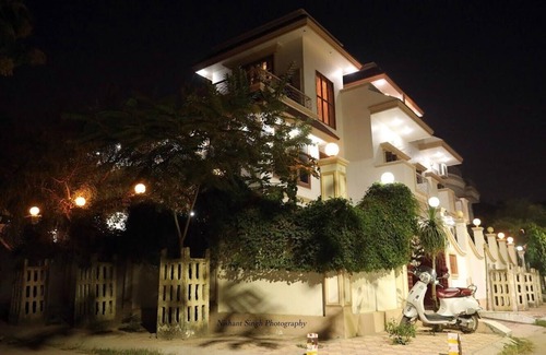 Varanasi Villa | Villa Benares - Standalone Villa with Spa and Hot Tub