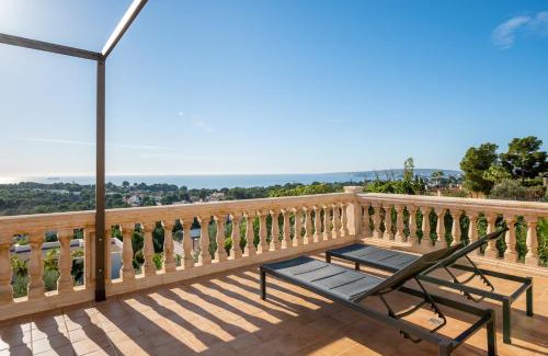 Portals Nous Villa | Oceanfront Villa Bendinat 10 with Pool & Hot Tub