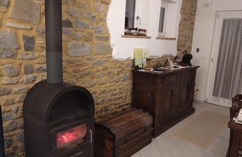 Castell'Arquato Apartment | Villa Bersani: Pet-Friendly Retreat with High Guest Ratings