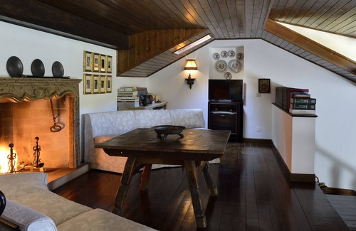 Soligo Villa | Elegant Villa Near Venice: Pool, Spa & Prosecco Delights